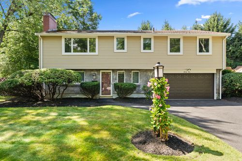 24 Styles Dr, Peabody, MA, 01960-1115 | Card Image