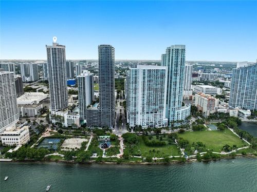 apt-2410-1750 N Bayshore Dr, Miami, FL, 33132-3209 | Card Image