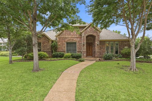 600 Hickory Ct, Hurst, TX, 76054-2807 | Card Image