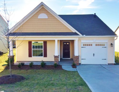 305 Engelmann Ln, Simpsonville, SC, 29680-8136 | Card Image