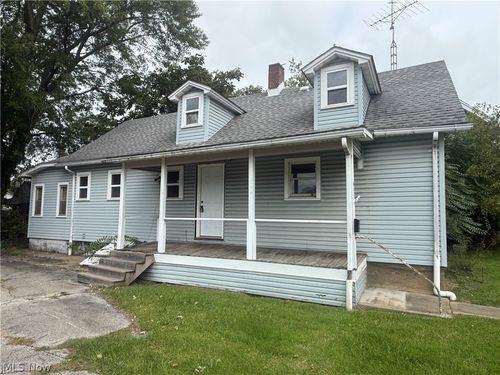 411 Chestnut Avenue Ne, Warren, OH, 44483 | Card Image