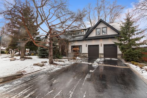 1031 Welwyn Dr, Mississauga, ON, L5J3J2 | Card Image