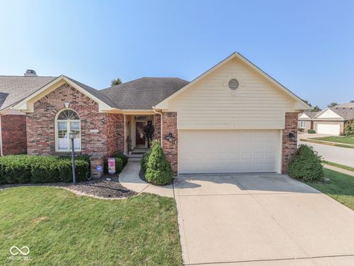 1647 Foxmere Way, Greenwood, IN, 46142-4808 | Card Image