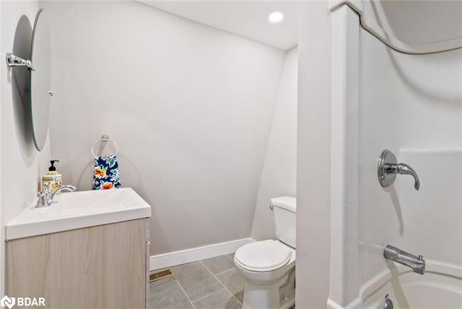 47 Campbell Ave, House other with 4 bedrooms, 2 bathrooms and 10 parking in Oro-Medonte ON | Image 10