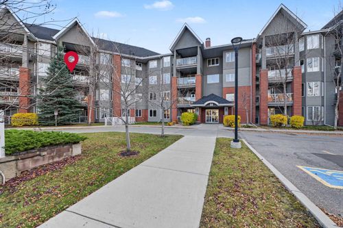 330-15 Everstone Dr Sw, Calgary, AB, T2Y5B5 | Card Image