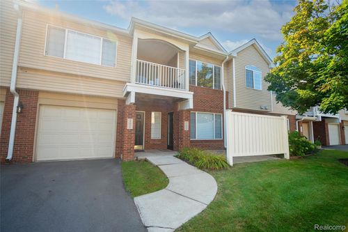 23010 Fairlane Blvd, Woodhaven, MI, 48183-1688 | Card Image