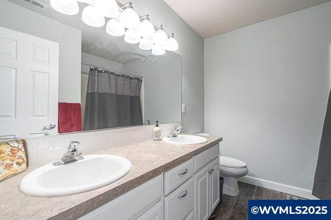 715 Shadowwood Loop Rd, House other with 4 bedrooms, 3 bathrooms and null parking in Keizer OR | Image 34