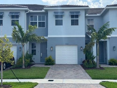 132 Ne 14th Ter, Homestead, FL, 33033-6274 | Card Image