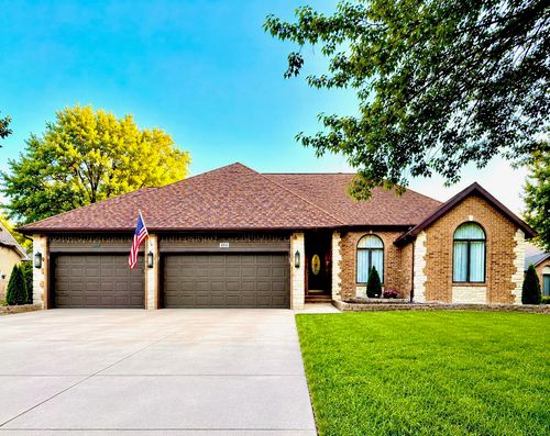 4916 S Buckingham Ln, Springfield, MO, 65810-1613 | Card Image