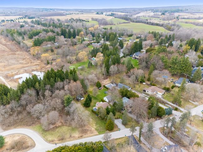48 Credit Rd, House other with 2 bedrooms, 1 bathrooms and 7 parking in Cheltenham ON | Image 27