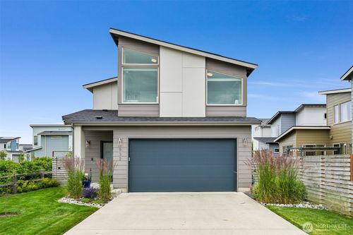 932 Sunseeker Ln, Bellingham, WA, 98226-9360 | Card Image