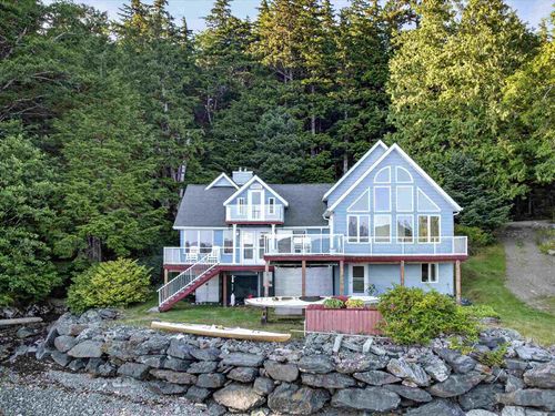 60 Raspberry Ln, Ketchikan, AK, 99901-9326 | Card Image