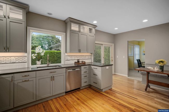 1675 Fir St S, House other with 5 bedrooms, 3 bathrooms and null parking in Salem OR | Image 24