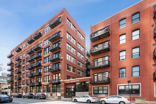 apt-227-226 Clinton St, Chicago, IL, 60661-1194 | Card Image