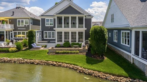 9444 Vista Point Dr, Thornville, OH, 43076-8877 | Card Image