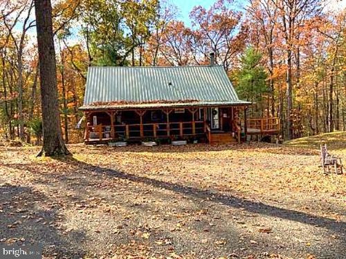 216 Cove St, Everett, PA, 15537 | Card Image