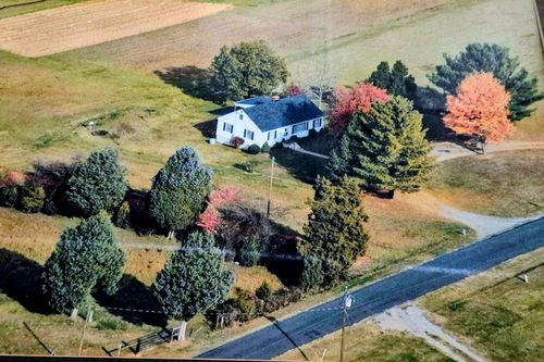 3191 Sandy River Rd, Burkeville, VA, 23922-3144 | Card Image