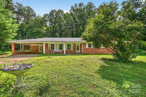 1532 Ashworth Rd, Marion, NC, 28752-8379 | Card Image