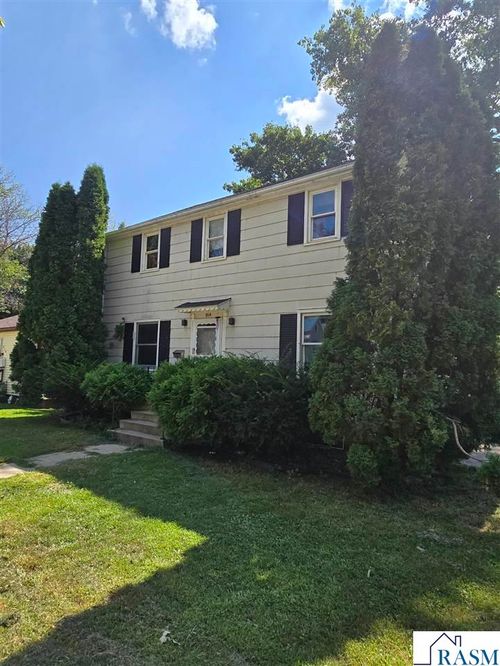 814 S 4th Avenue, St. James, MN, 56081 | Card Image