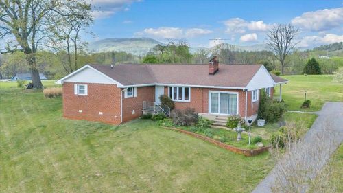 4315 W Lynchburg Salem Tpke, Thaxton, VA, 24174-3414 | Card Image