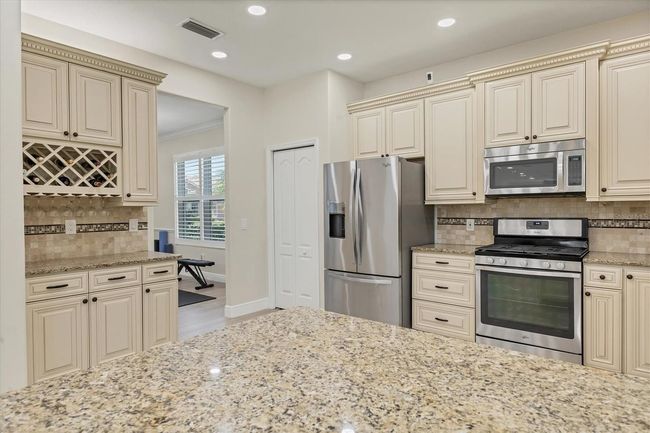 7538 Camden Harbour Dr, House other with 6 bedrooms, 4 bathrooms and null parking in BRADENTON FL | Image 36