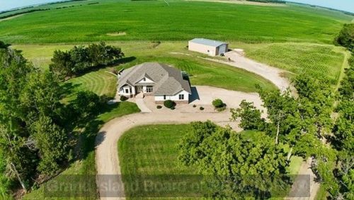 1505 W Rd, Central City, NE, 68826-8029 | Card Image