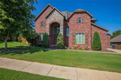 4605 Willow Ridge Way, Rogers, AR, 72758-8089 | Card Image