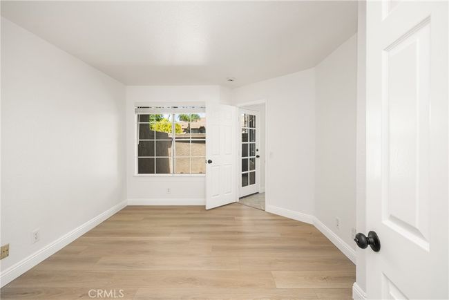 Downstairs bedroom | Image 21