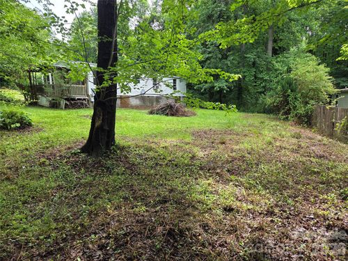 4 Boyer Dr, Black Mountain, NC, 28711-2525 | Card Image