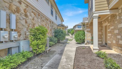 apt-2202-16100 S Great Oaks Dr, Round Rock, TX, 78681-5766 | Card Image