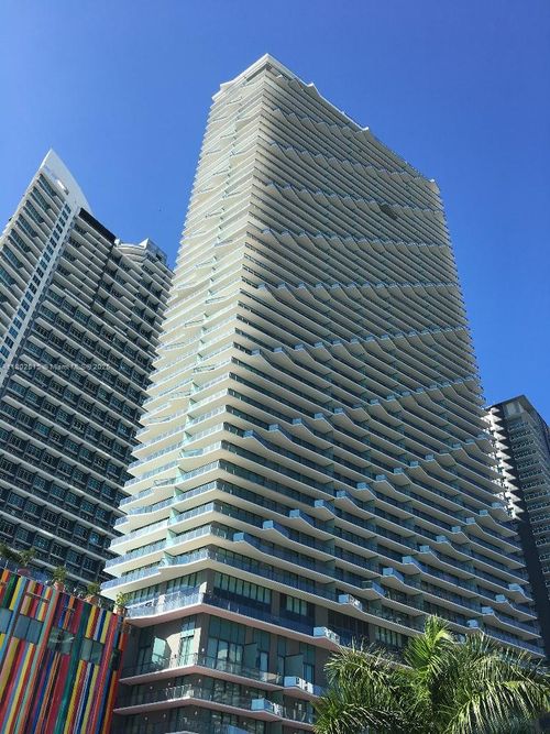 unit-2006-1300 S Miami Ave, Miami, FL, 33130-4476 | Card Image