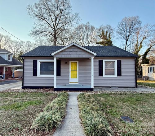 225 Hickory Dr, Mooresville, NC, 28115-2820 | Card Image