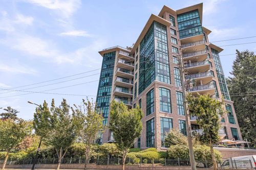 303-14824 N Bluff Rd, White Rock, BC, V4B3E2 | Card Image