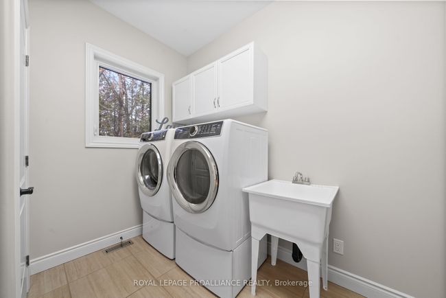 18 Windwhisper Dr, House other with 3 bedrooms, 2 bathrooms and 7 parking in Plainfield ON | Image 32