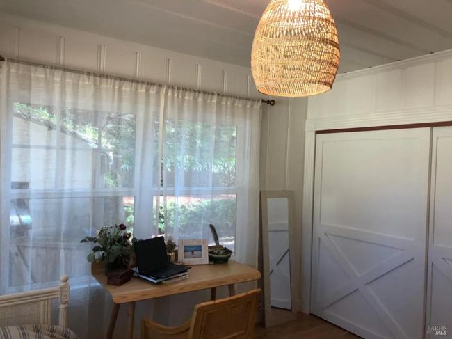 105 Woodland Rd, House other with 3 bedrooms, 1 bathrooms and 5 parking in Fairfax CA | Image 9