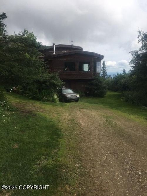 396 Nordstrasse, Fairbanks, AK, 99709-6107 | Card Image