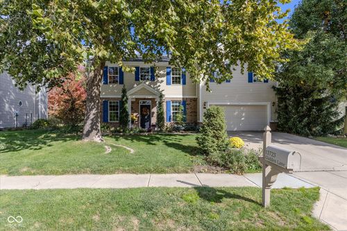 13723 Gladden Ln, Fishers, IN, 46038-5357 | Card Image