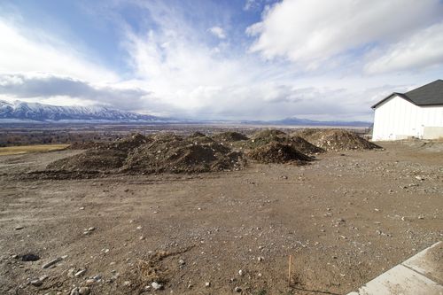 5-129 N Sherwood Dr, Providence, UT, 84332-6004 | Card Image