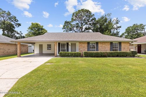 205 Broad Ave, Scott, LA, 70583-5619 | Card Image