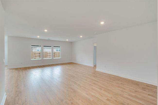 544 Tekoa Dr, House other with 4 bedrooms, 2 bathrooms and 2 parking in Georgetown TX | Image 6