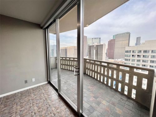 apt-1905-2016 Main St, Houston, TX, 77002-8895 | Card Image