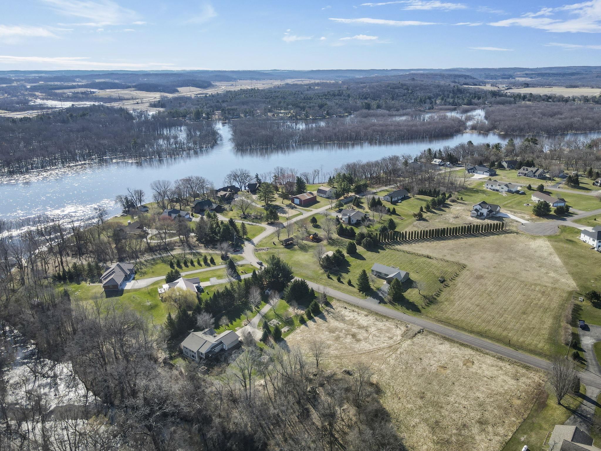 Land in Caledonia 4