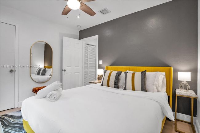 1229 Ne 17 Th Ave, House other with 4 bedrooms, 3 bathrooms and null parking in Fort Lauderdale FL | Image 11