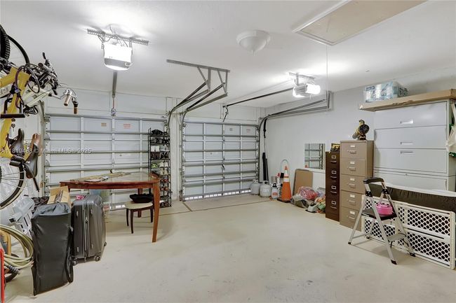 8902 Nw 178 Th Ln, House other with 4 bedrooms, 4 bathrooms and null parking in Hialeah FL | Image 24
