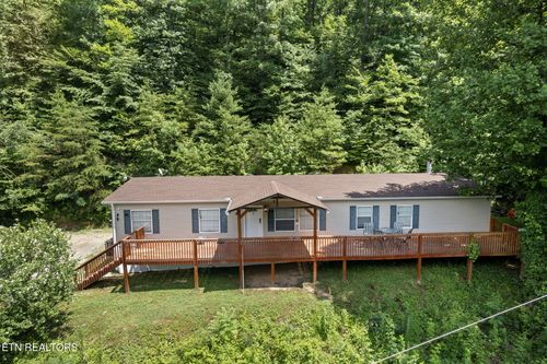 442 Half Moon Rd, Oliver Springs, TN, 37840-6107 | Card Image