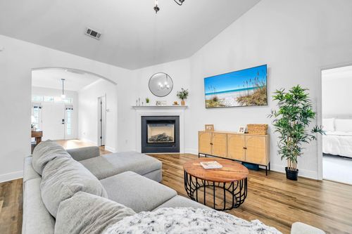 65 Concert Ct, Freeport, FL, 32439-2473 | Card Image