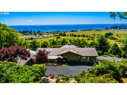 15425 Museum Rd, Brookings, OR, 97415-9519 | Card Image