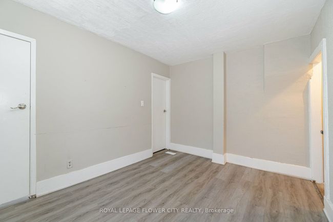 189 Dundas St N, House attached with 3 bedrooms, 2 bathrooms and 5 parking in Cambridge ON | Image 23