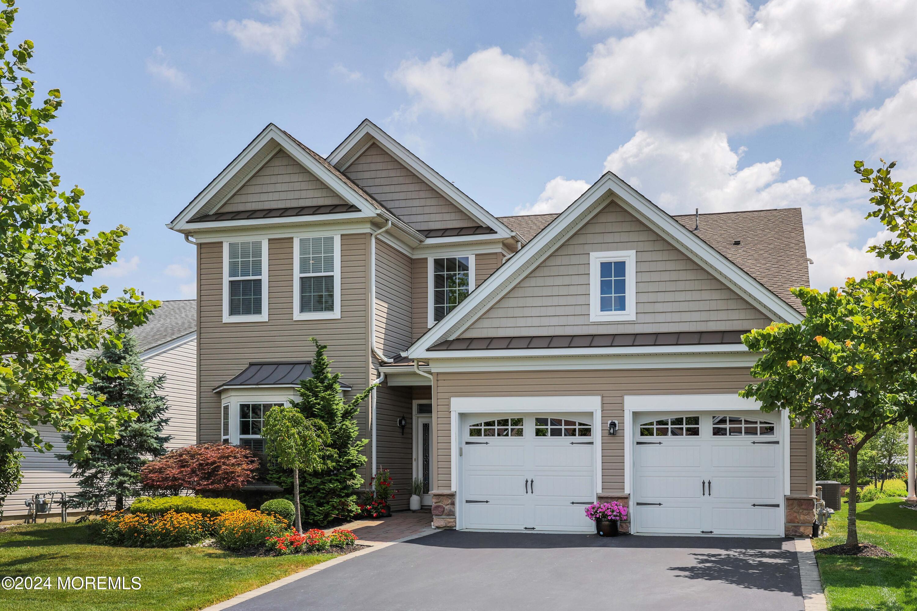 Monterey Bay Ln, Tinton Falls, NJ 07724