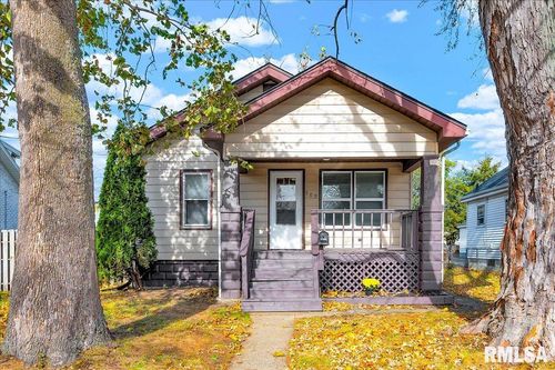 909 E Moneta Ave, Peoria Heights, IL, 61616-6327 | Card Image